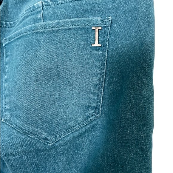 Isaac Mizrahi Jeans - Picture 3 of 4